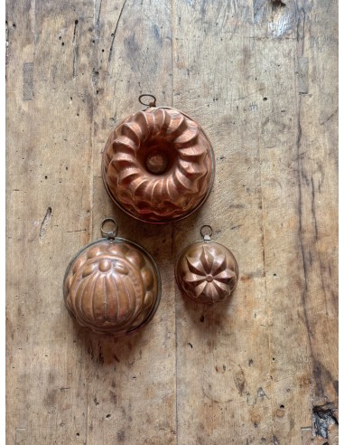 Set of Three Copper Molds brillant des détails fins