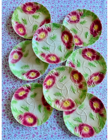 8 assiettes barbotine fleurs Pour